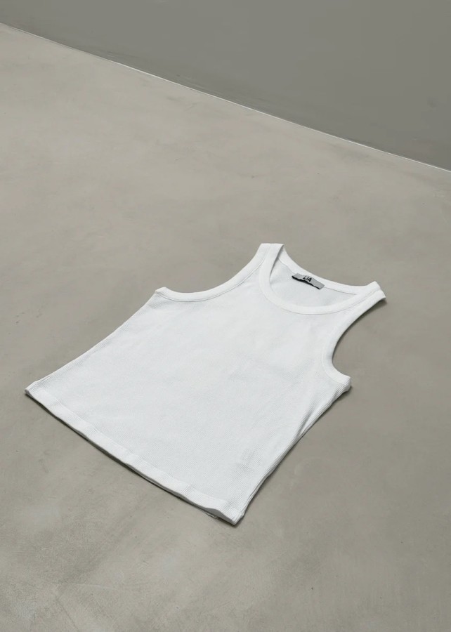 LIA. Marškinėliai Aukštoms Moterims LIA. Marškinėliai Aukštoms Moterims