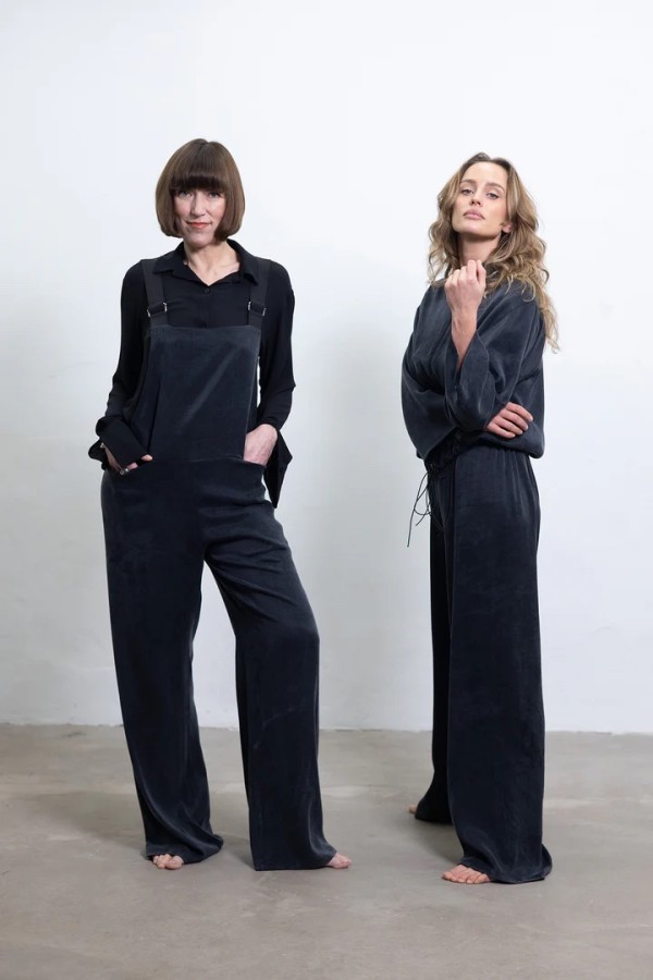 Lina andriukone. Kombinezonas