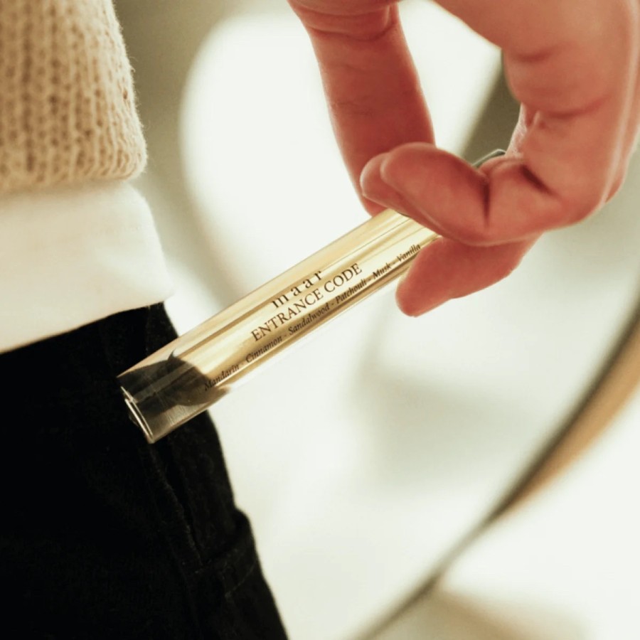 MAAR. ENTRANCE CODE Aliejiniai kvepalai