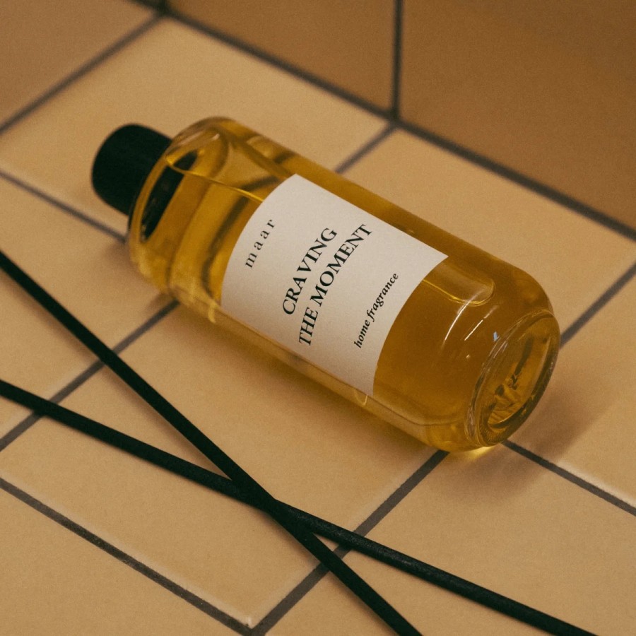 MAAR. NAMŲ KVAPAS UNDER THE SHEETS MAAR. NAMŲ KVAPAS UNDER THE SHEETS