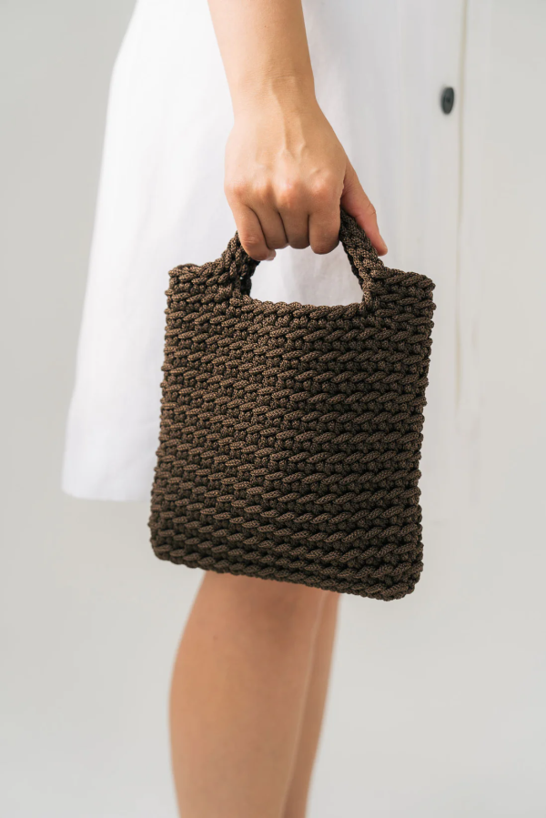 Moneo. CROCHET PETITE brown