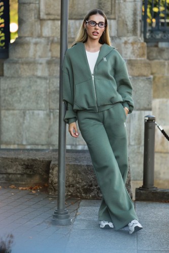 mudvii. kelnės MOTION Sage green