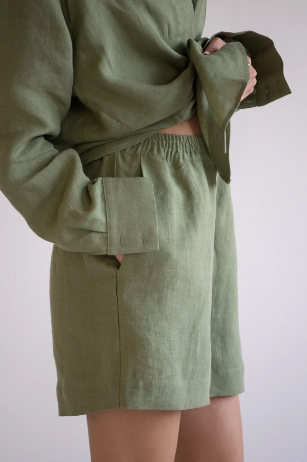 mudvii. Linen šortai Chaki
