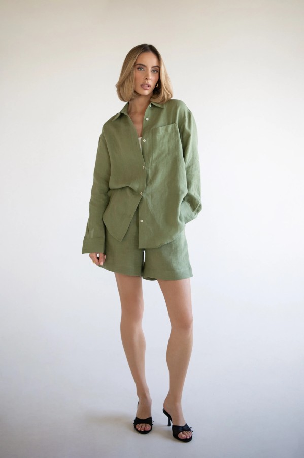 mudvii. Linen šortai Chaki