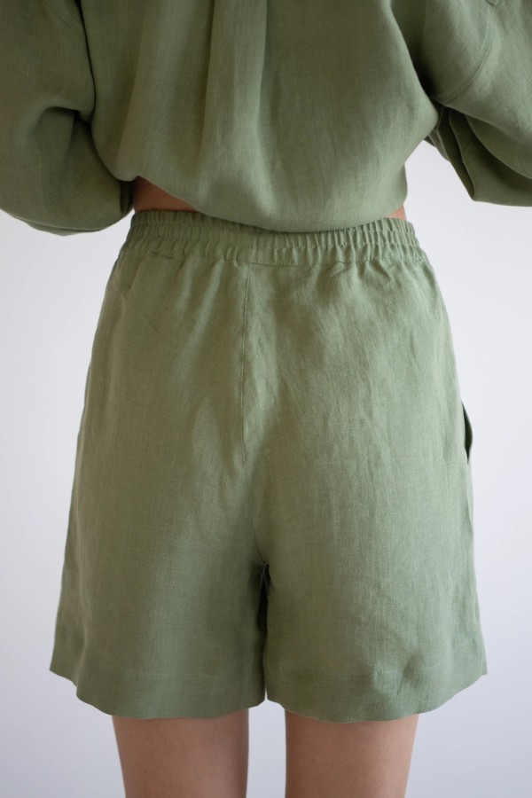 mudvii. Linen šortai Chaki