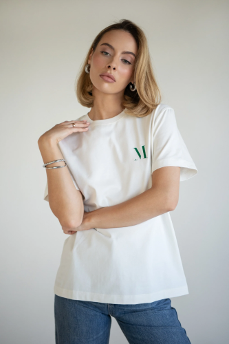 MUDVII. Marškinėliai Žaliu Siuvinėjimu | Balta