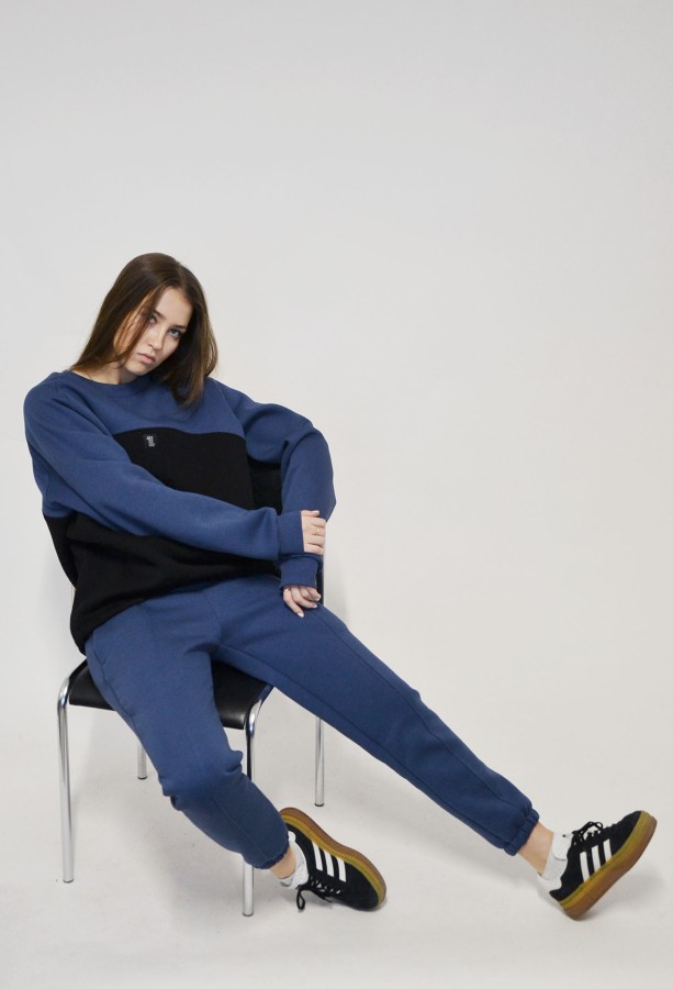 radiator. Classic kelnės