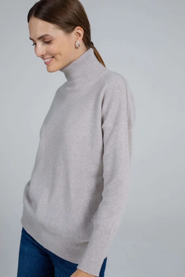 robi agnes. aukštu kaklu megztinis Gabi sandy grey 