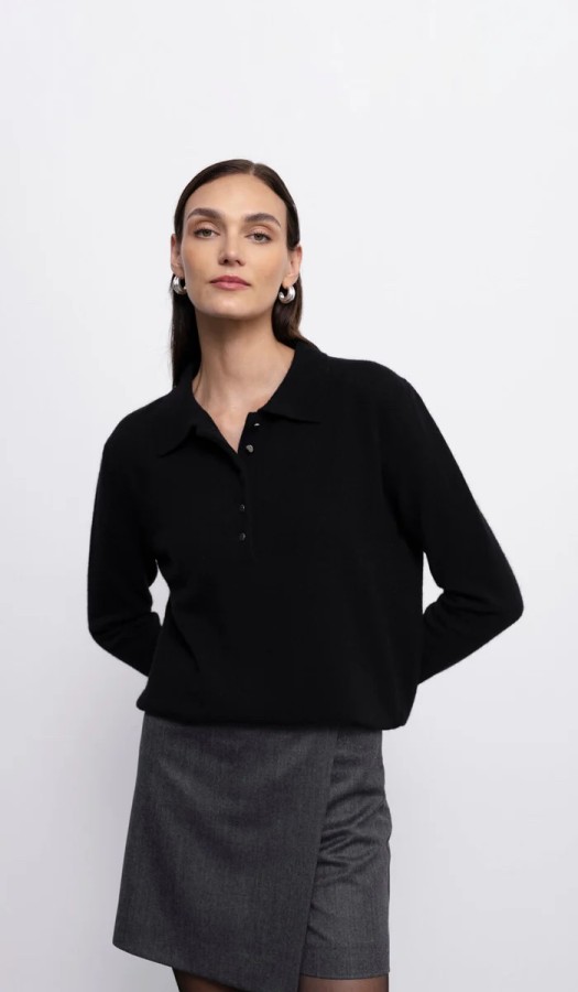 robi agnes. Charlotte palaidinė juoda