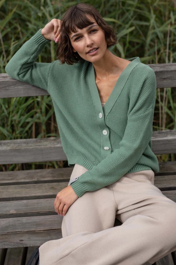 Robi agnes. Juliet kardiganas