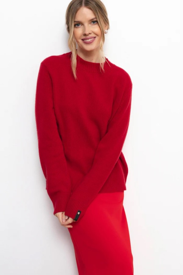 robi agnes. Lea megztinis raudonas
