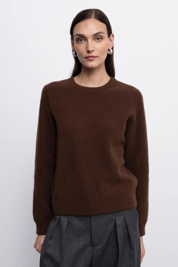 ROBI AGNES. MEGZTINIS Michelle brown ROBI AGNES. MEGZTINIS Michelle brown