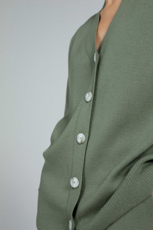 robi agnes. Pauline kardiganas Žalias