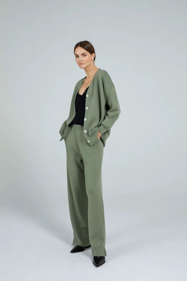 robi agnes. Pauline kardiganas Žalias