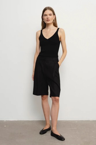 robi agnes. ROSE šortai black 