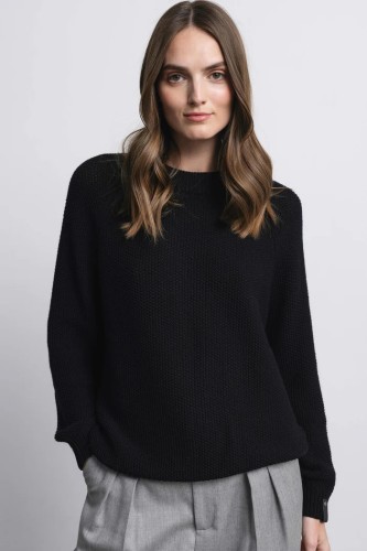 Robi agnes. Suzy megztinis juodas