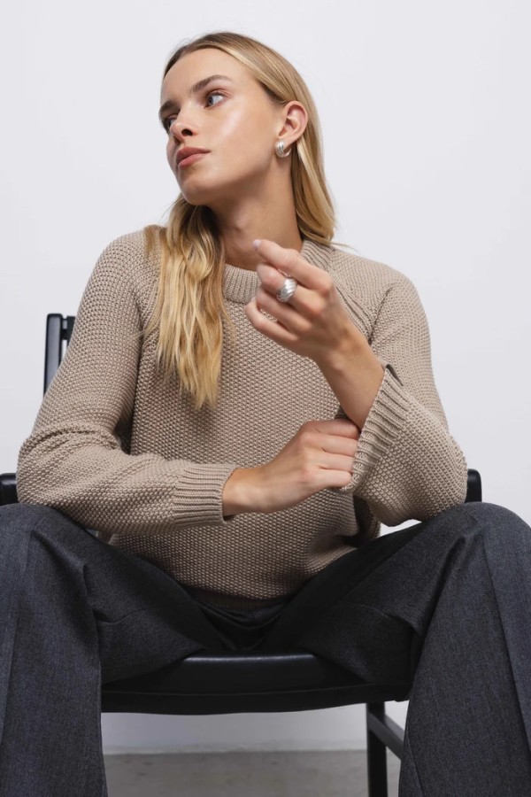 robi agnes. Suzy megztinis Smėlinė