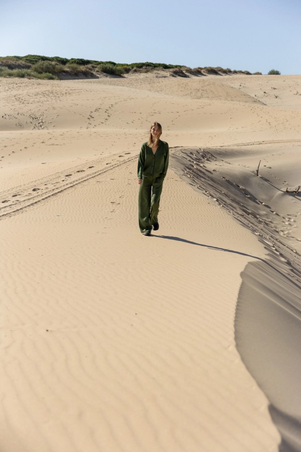 Salanida. Bene plačios merino kelnės Žalia alyvuogė Salanida. Bene plačios merino kelnės Žalia alyvuogė