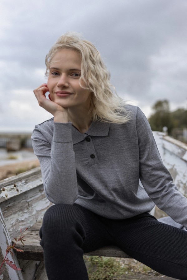 Salanida. Galante palaidinė Šviesiai pilka