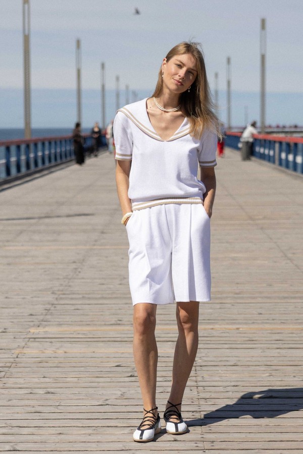 Salanida. Vento marinistinė palaidinė balta Salanida. Vento marinistinė palaidinė balta