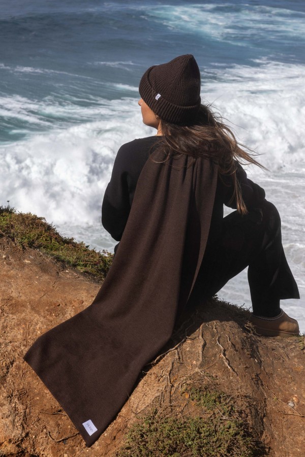 Salanida. Via Merino vilnos šalikas Šokoladas