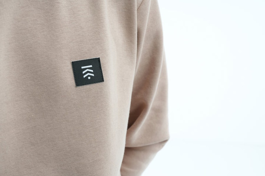 TRAM TRYS. CREAM COLOR SWEATSHIRT