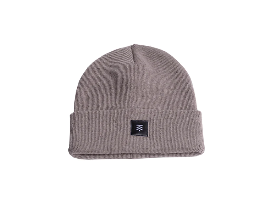 TRAM TRYS. GREY BEANIE