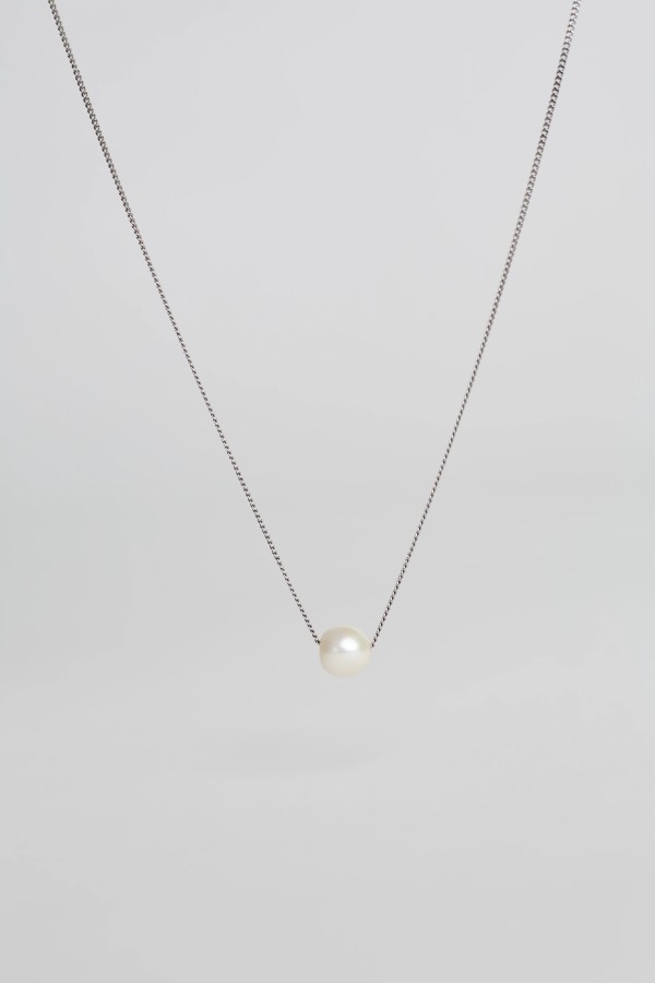 ugnes story. GRANDINĖLĖ SU GĖLAVANDENIO PERLO PAKABUKU ugnes story. GRANDINĖLĖ SU GĖLAVANDENIO PERLO PAKABUKU