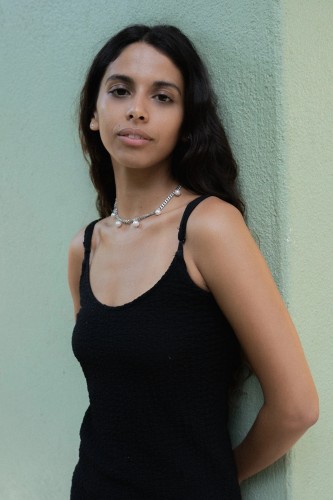 UGNES STORY. KLASIKINIŲ PERLŲ GRANDINĖLĖS CHOKERIS