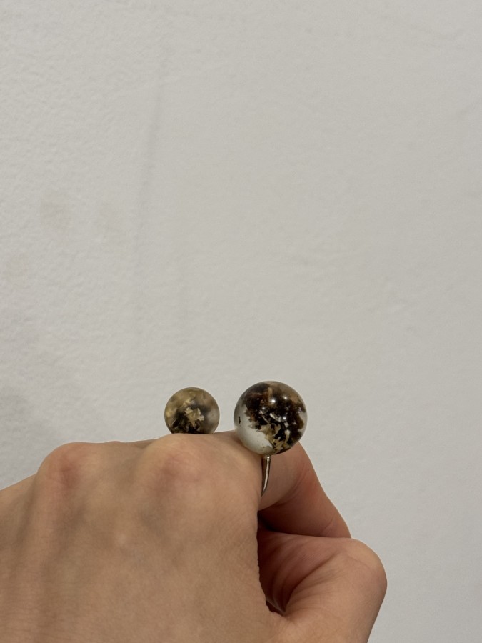 Varva. Dervos žiedas Varva. Dervos žiedas