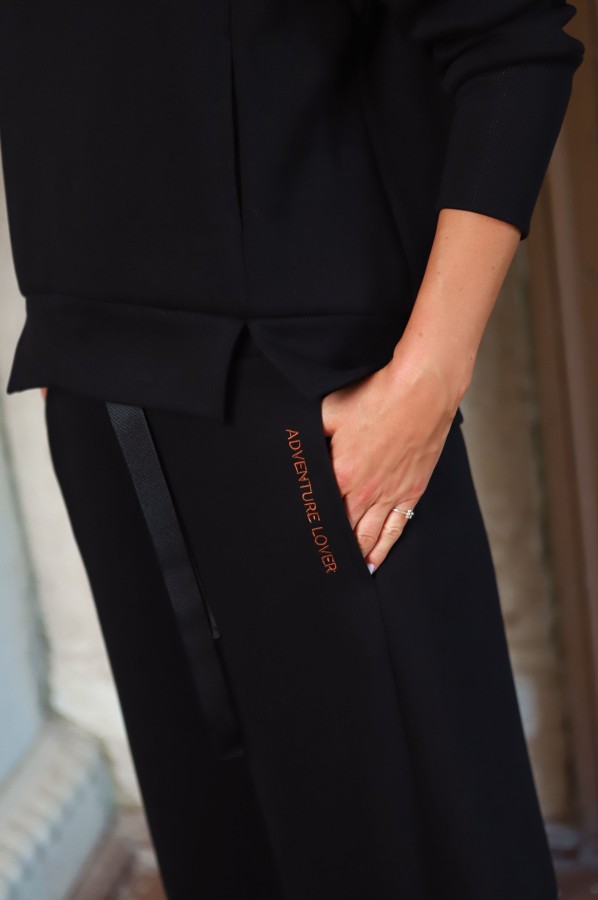 V&V. Adventure lover laisvalaikio kelnės