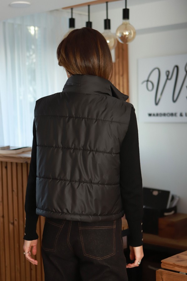 V&V. Anyžius striukinė liemenė