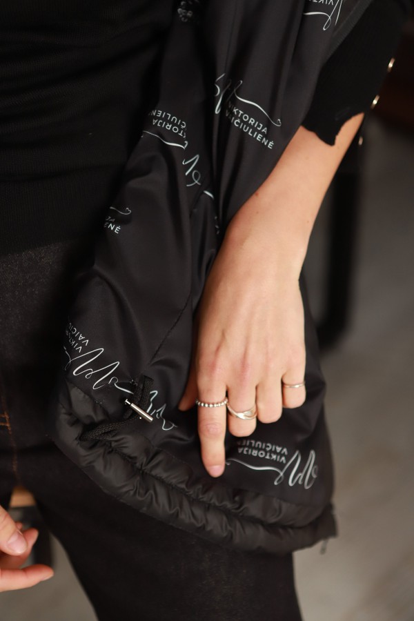 V&V. Balzamas striukinė liemenė