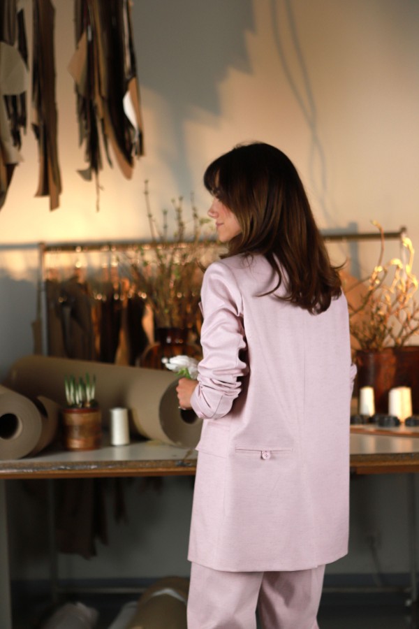 V&V. Bubble gum švarkas