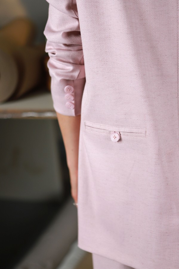 V&V. Bubble gum švarkas