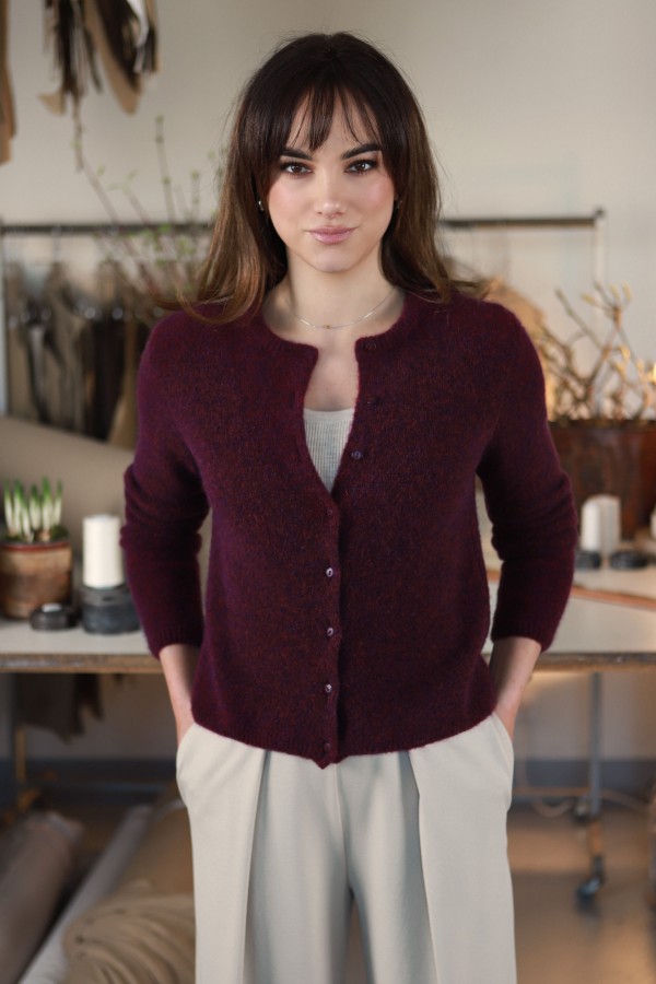 V&V. Cabernet‘as alpakos vilnos megztukas