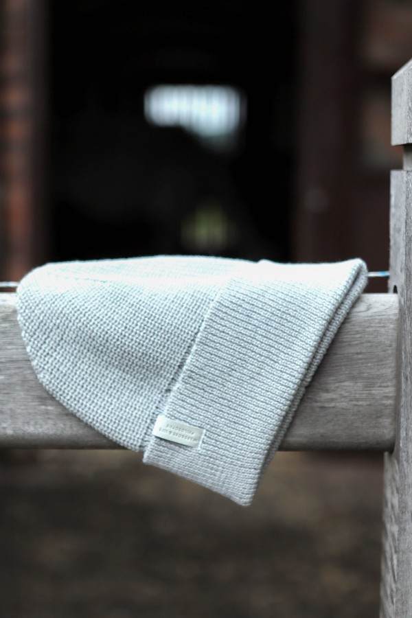 V&V. Cosy vibes only merino vilnos kepurė V&V. Cosy vibes only merino vilnos kepurė