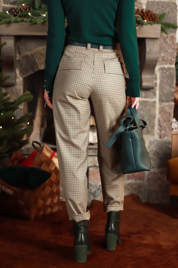 V&V. Jingle joy kelnės