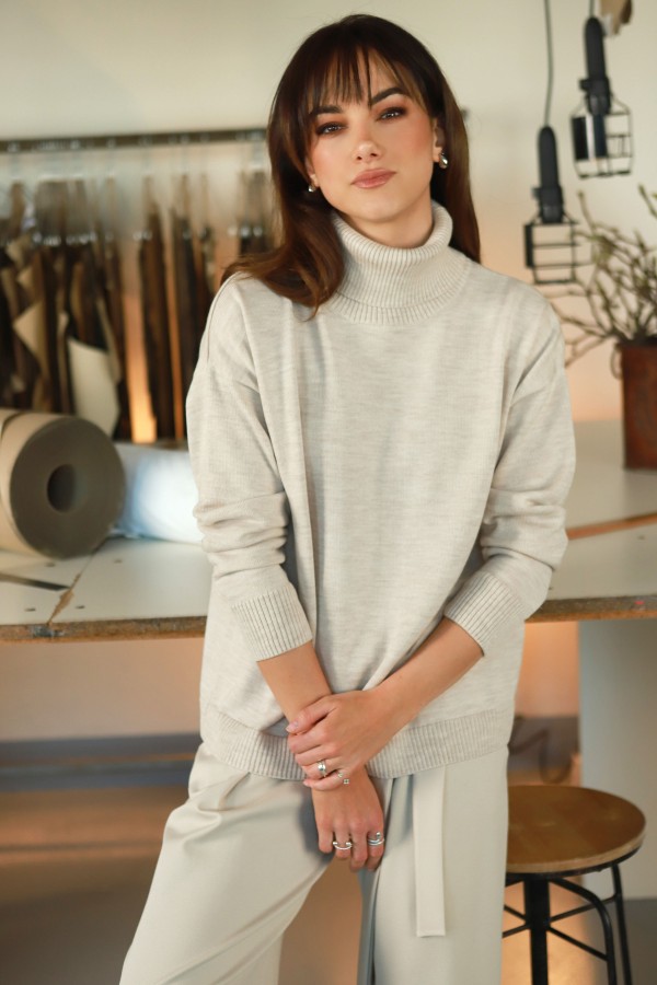 V&V. Lordas ivory merino vilnos megztukas