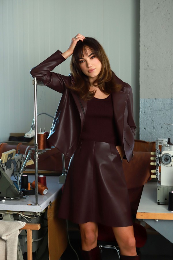 V&V. Maroon eko odos sijonas