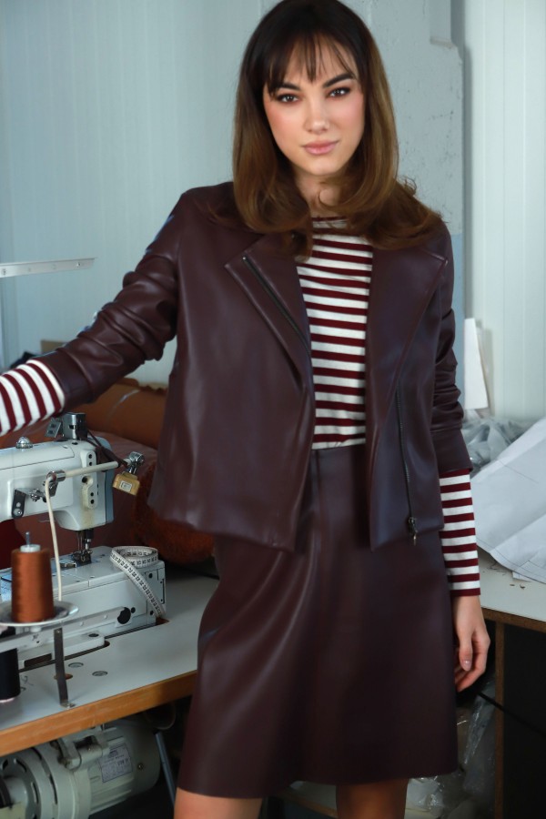 V&V. Maroon eko odos striukytė