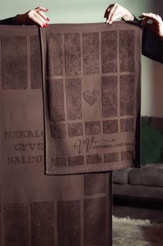 V&V. Nekaloringi gyvenimo saldumynai rankšluosčių komplektas