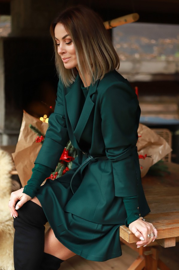 V&V. SMARAGDAS švarkas