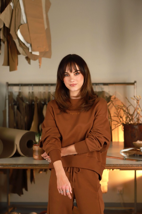 V&V. Spicy džemperis