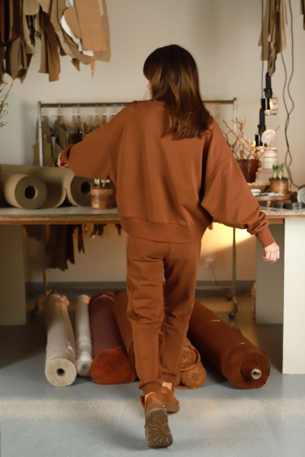 V&V. Spicy džemperis