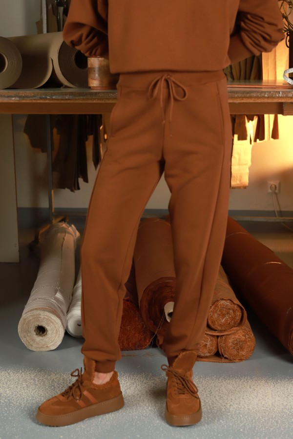 V&V. Spicy laisvalaikio kelnės