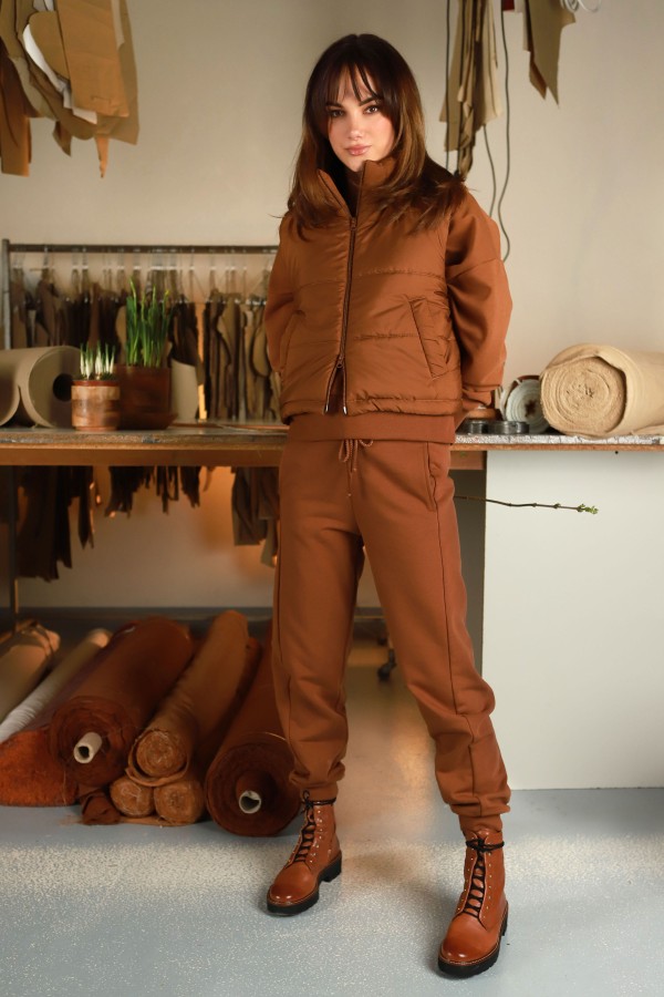 V&V. Spicy laisvalaikio kelnės